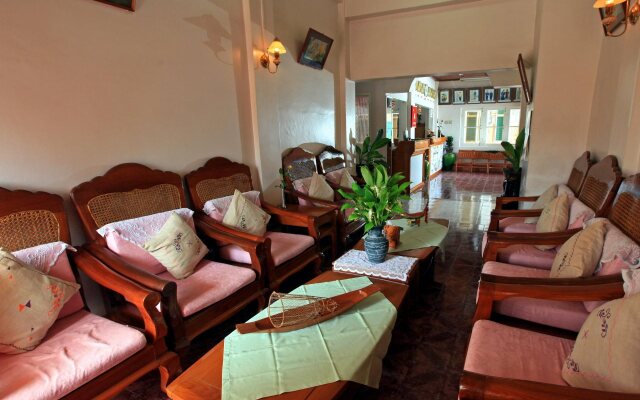 Hupin Hotel (Nyaung Shwe)