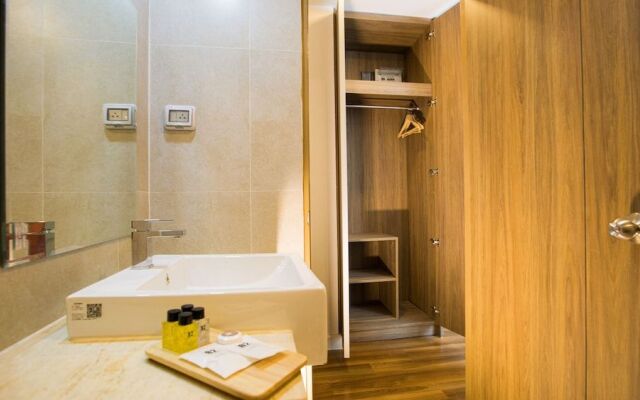 B2 Phitsanulok Boutique & Budget Hotel