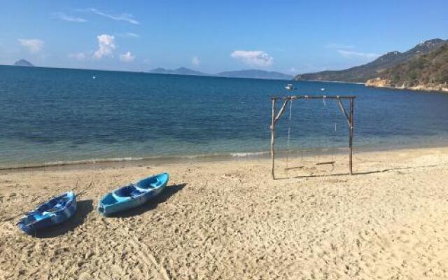Vietnam Backpacker Hostels - Ninhvana