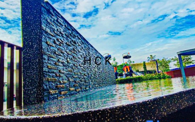 Mall Suite at Sunsuria Setia Alam by HCK