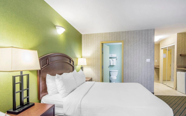 Clarion Hotel & Conference Centre