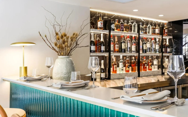 Killara Hotel & Suites