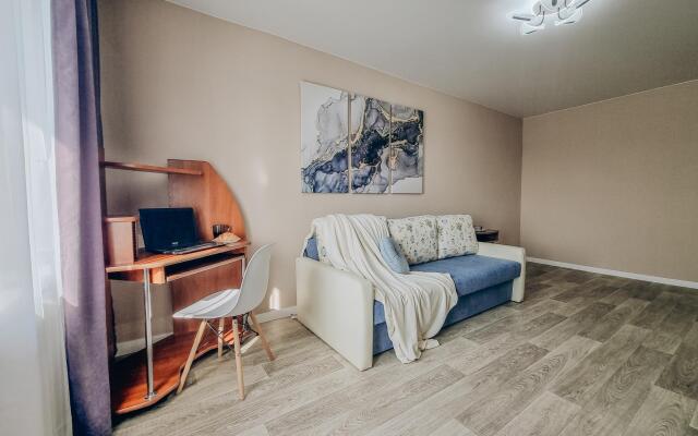 LovelyHome 39 (ЛавлиХоум 39) на улице Набережная Трибуца 43