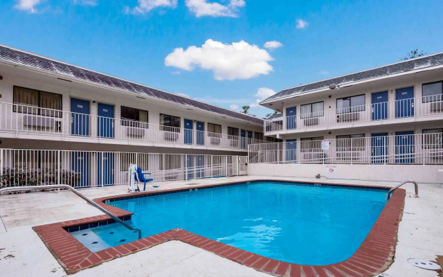 Motel 6 Bessemer, AL - Birmingham