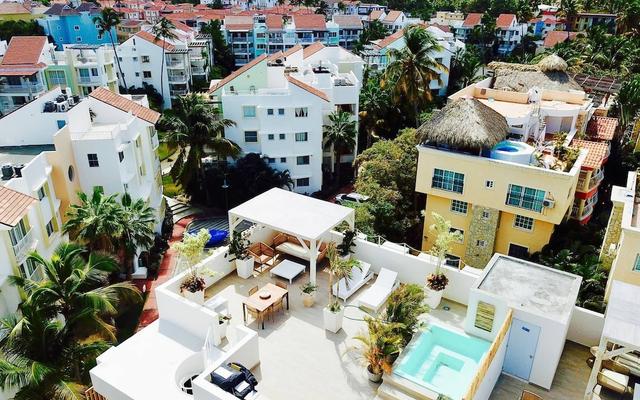 Luxurious Pent House Steps From The Beach F4 Los Corales Playa Bavaro