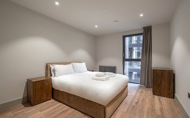 Smart North London Apartment