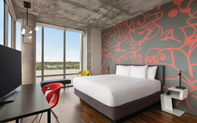 Kompose Boutique Hotel Miami Airport