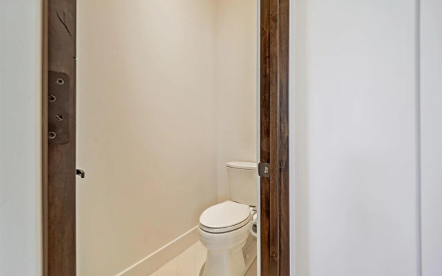 Outside The Bubble 4 Bedroom Home