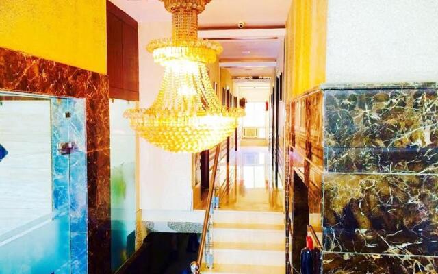 FabHotel Tryfena East of Kailash