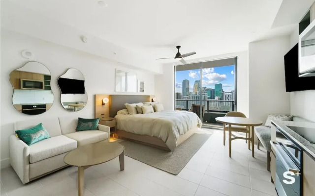 Miami Luxury Studio With City View