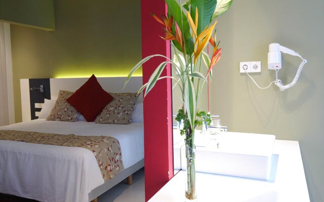 Magno Suites