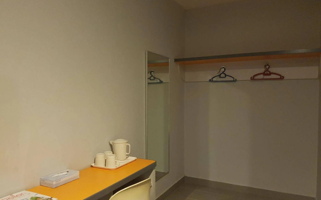 U Pac Hotel