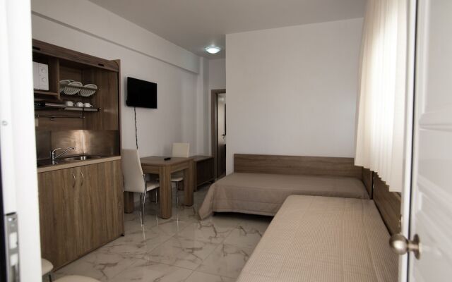 Ocean Analipsis Apartments