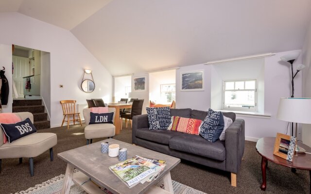 Central St Andrews Loft Apartment