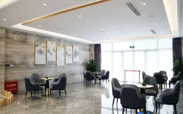 Wuhan Jointown White Swan Eco Hotel