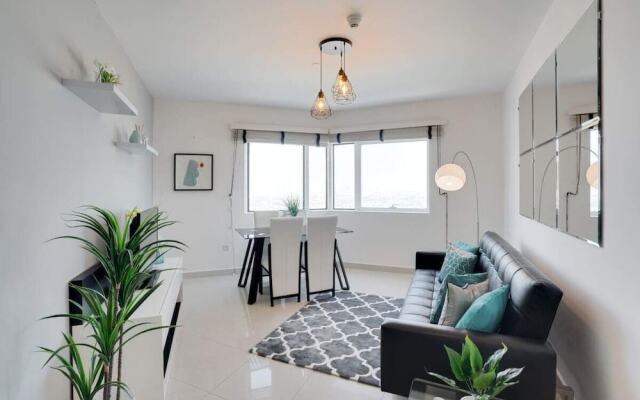 Dazzling Apartment in Dubai Gate Central of JLT