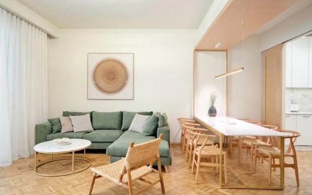 The Fancy Philosopher Apartment
