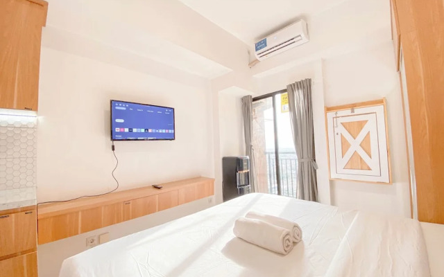 Homey & Restful Studio At Tamansari Panoramic Apartment