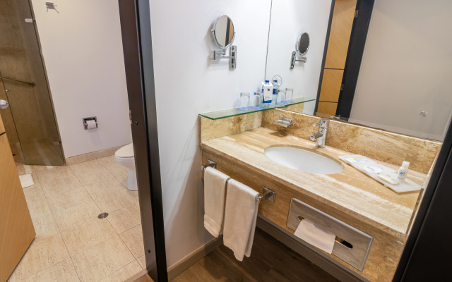 Ghl Hotel Abadia Plaza