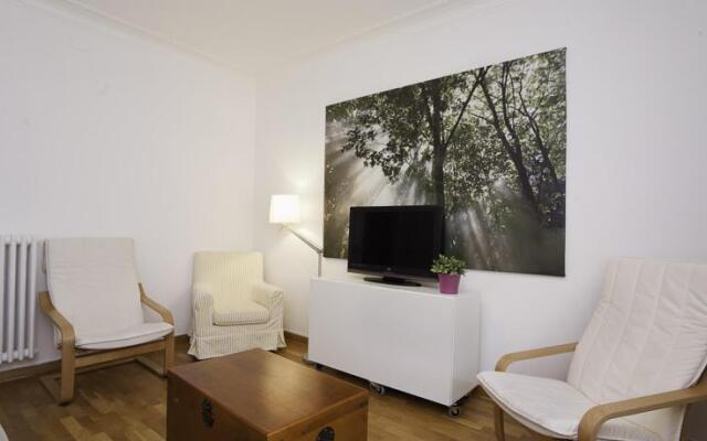 Barcelona4nights Muntaner