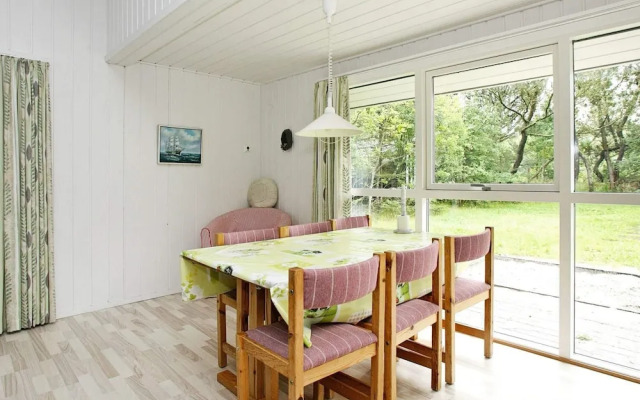 6 Person Holiday Home in Albaek-by Traum