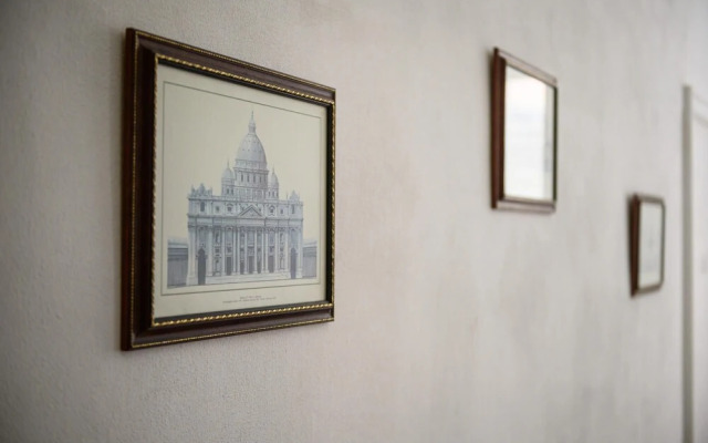 Piazza Portanova 11 - Appartamento Grande