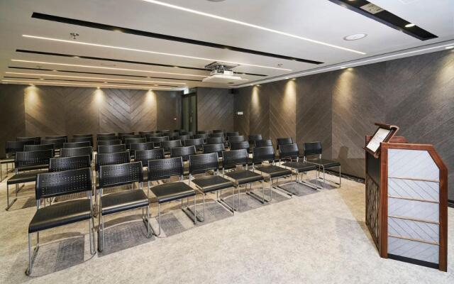 Hotel Ease Tsuen Wan