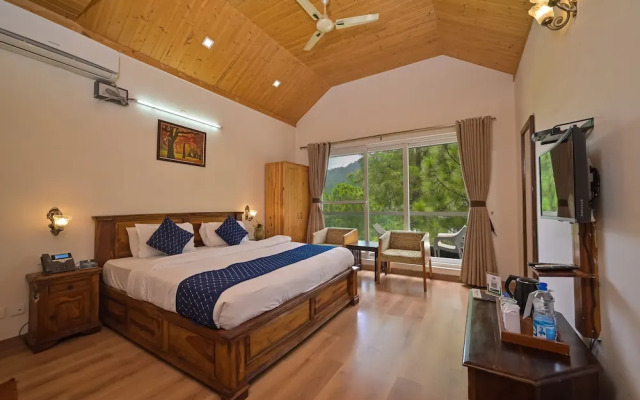 Jungle Lodge Resort