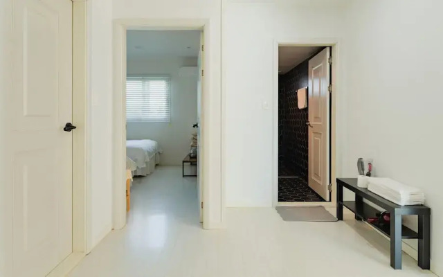 Jeju Pureunbada Pet Dokchae Pension