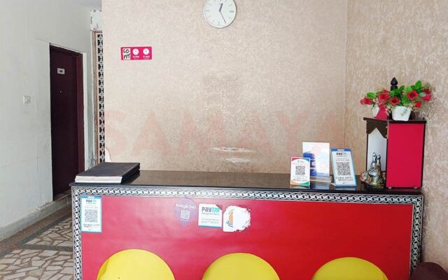 Goroomgo Hotel Baba Sunrise Lucknow