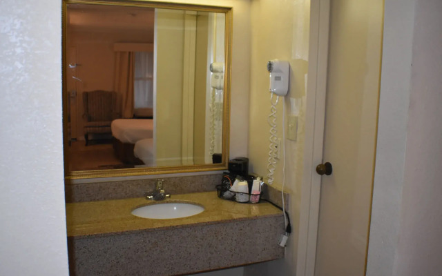 The Guest Lodge Gainesville