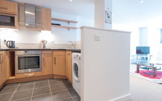 Hamilton Grace - Paramount Apartments