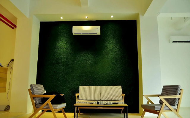 Summer Bed and Breakfast Hotel