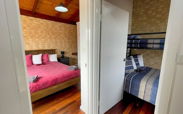 Esperance Foreshore Apartments