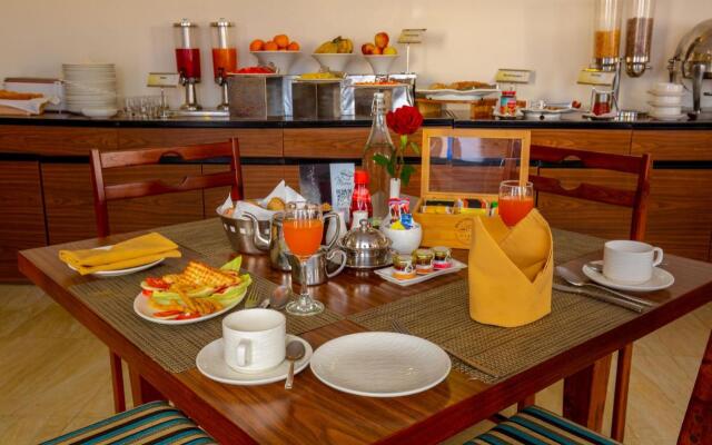 Rosewood Apartment Hotel