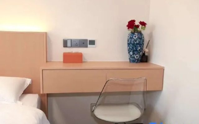 The Bund NO.2 Residential Accommodation