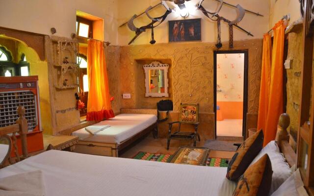 Deepak Hotel & Restaurant