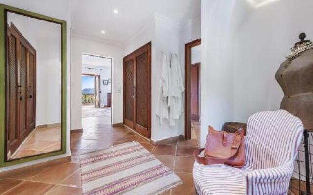 Can Punxa Dalt - Traditional Villa with Heatable Pool