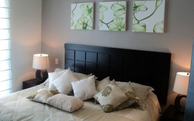 Condo Amalfi 104 by Playa Paradise