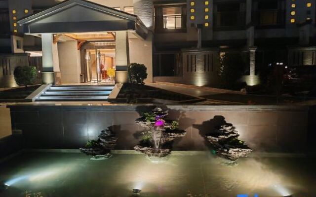 Yueyuan Hot Spring Hotel (Huidong Andun Retang)