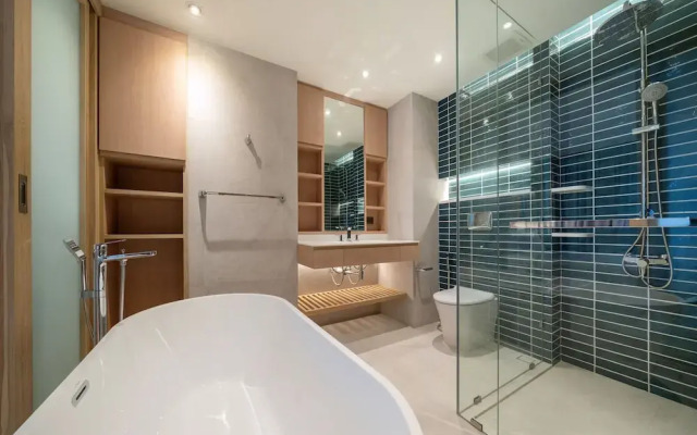 Sea View Chic Design 2BR Karon Condo 16C