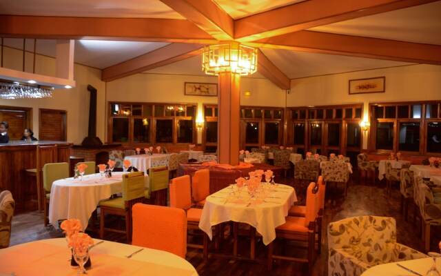 Andasibe Cyperus Hotel