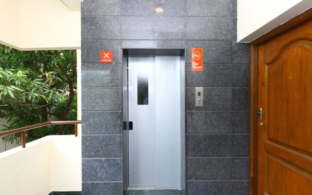 OYO Flagship 475 Audi Nivas, North Usman Road