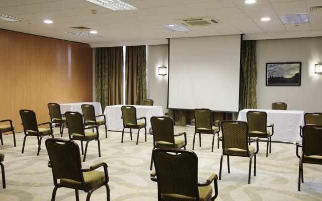 Holiday Inn Kenilworth - Warwick by IHG