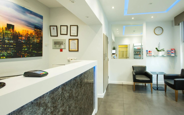 Marble Arch Inn Hotel