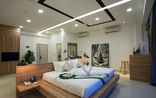 The Snowbell Hotel & SPA @ The Bridge.