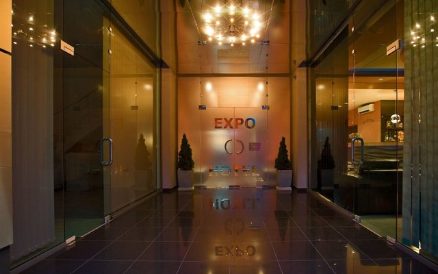 Expo Hotel