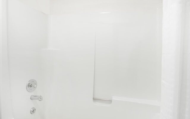 Days Inn by Wyndham Sandpoint