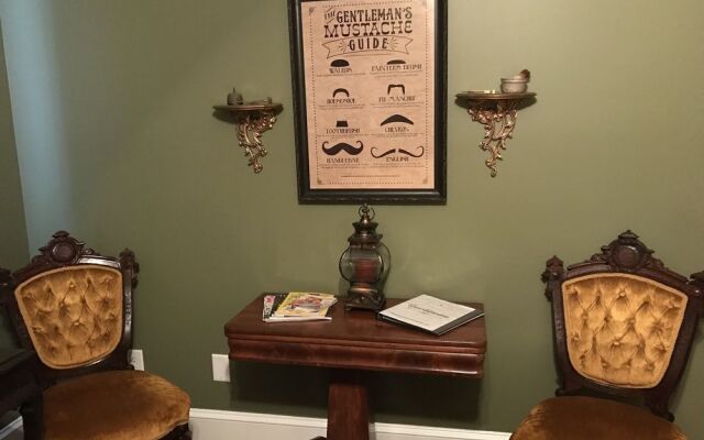 Bama Bed & Breakfast Campus