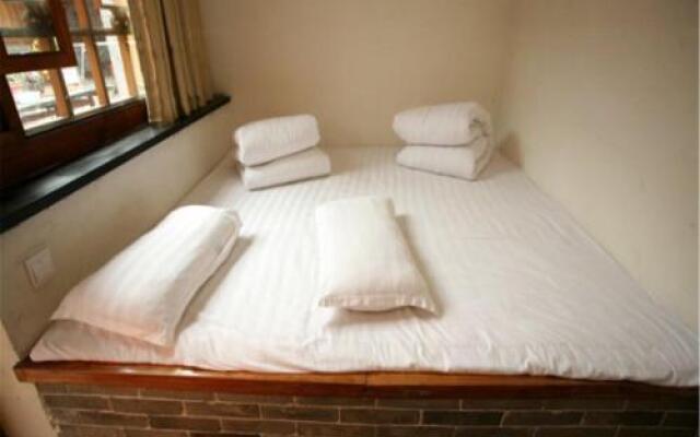 On The Way Hostel- Nine Rooms